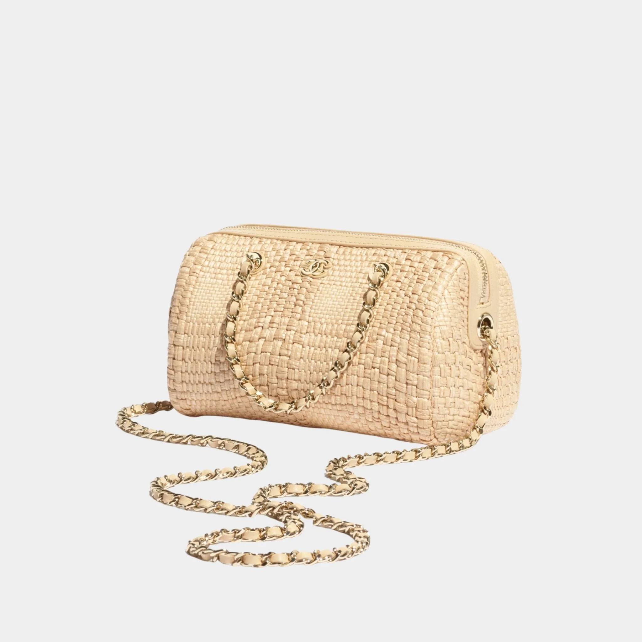 Classic Clutch With Chain Braided Raffia & Gold Tone Metal - Image 2