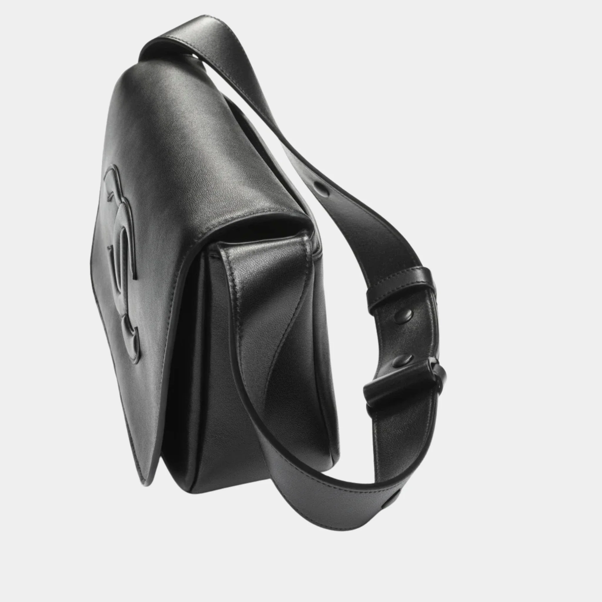 Chanel Messenger Bag Lamb Black - Image 3