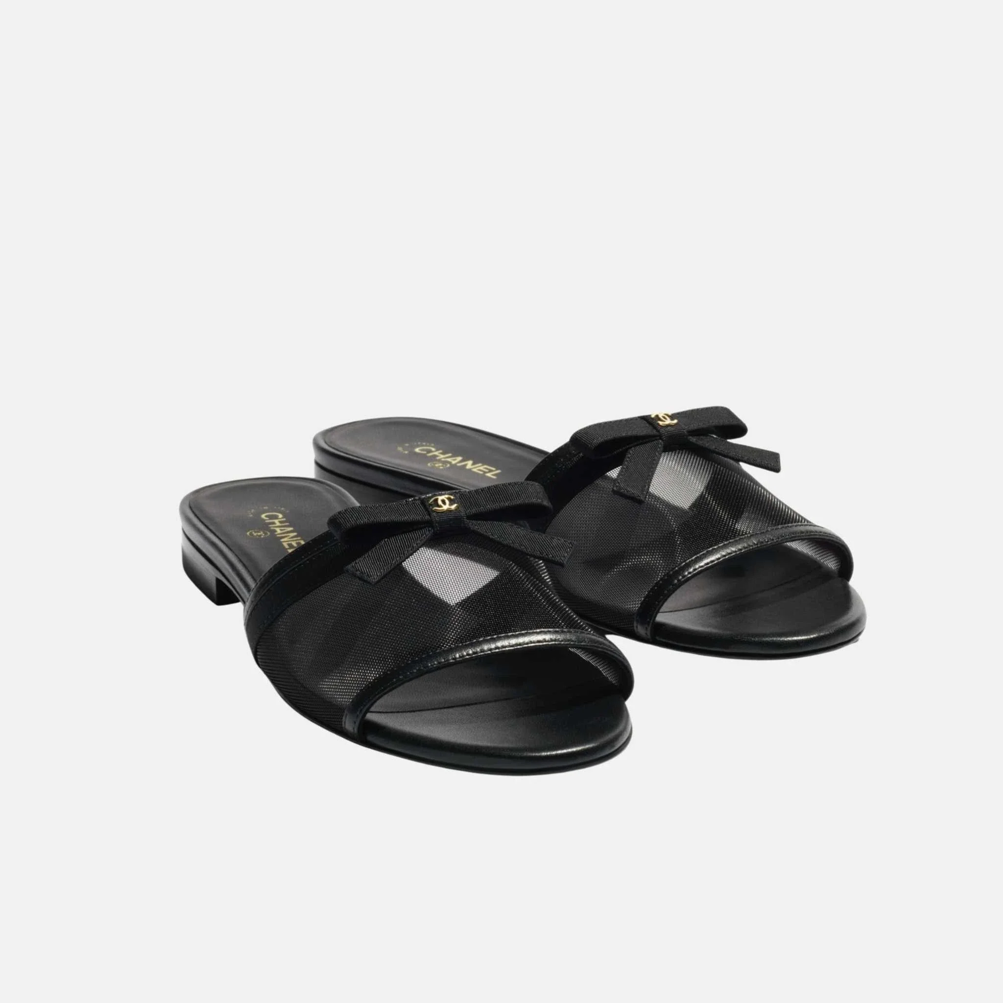 Mules in Mesh - Image 2
