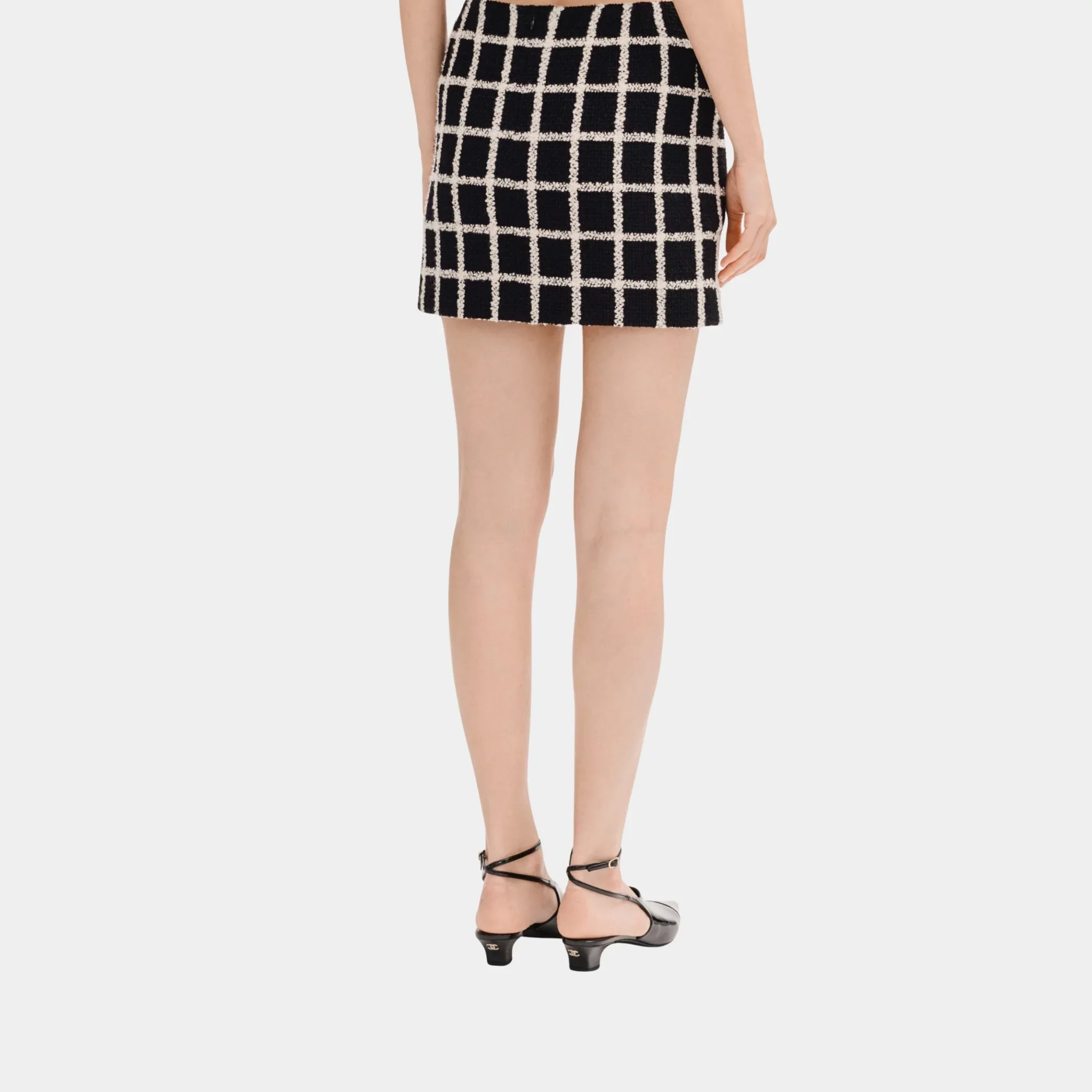 Short Skirt in Black and White Wool Tweed - Image 2