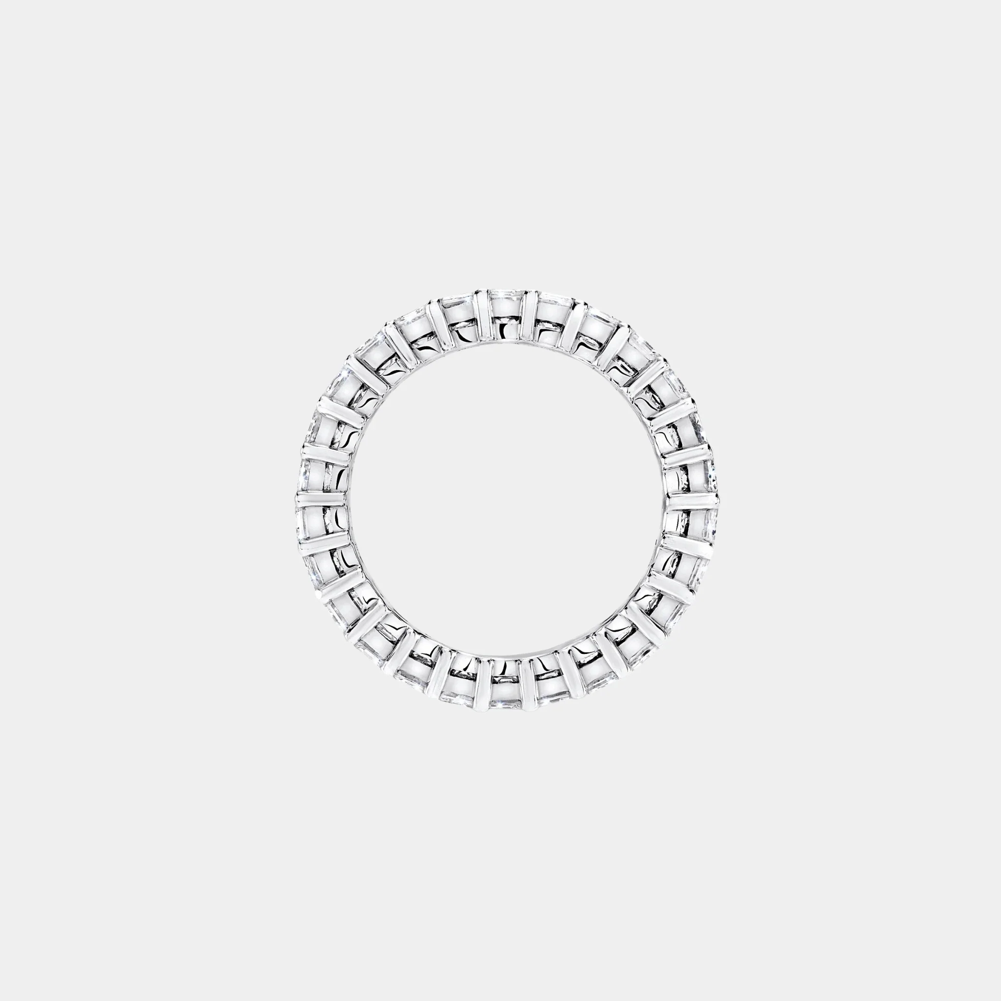Classic Graff Claw Set Emerald Cut Diamond Eternity Ring - Image 3