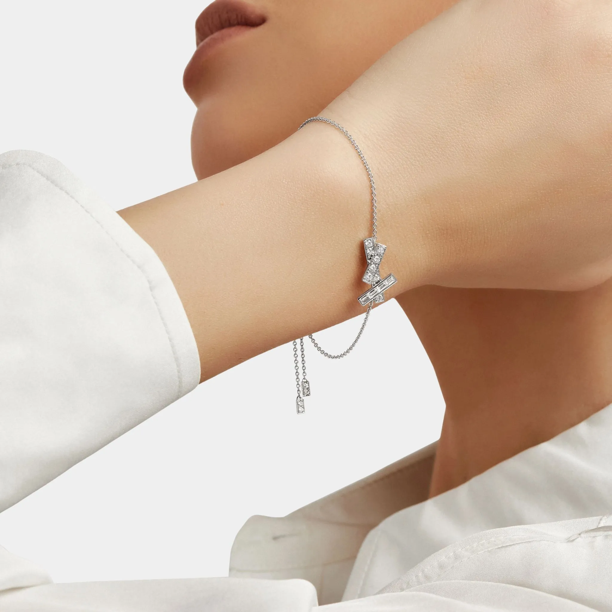 Threads Diamond Mini Bracelet - Image 4