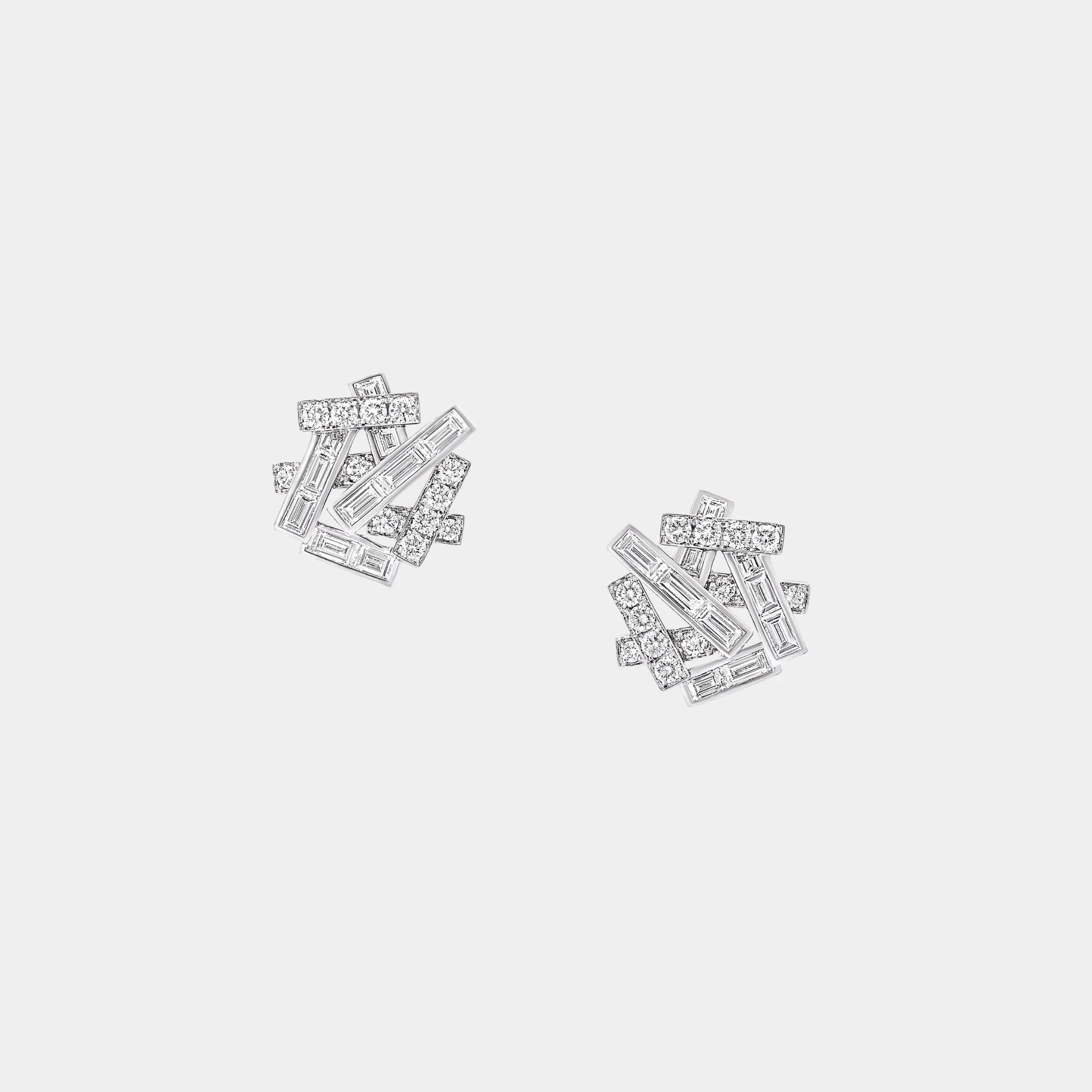 Threads Diamond Stud Earrings
