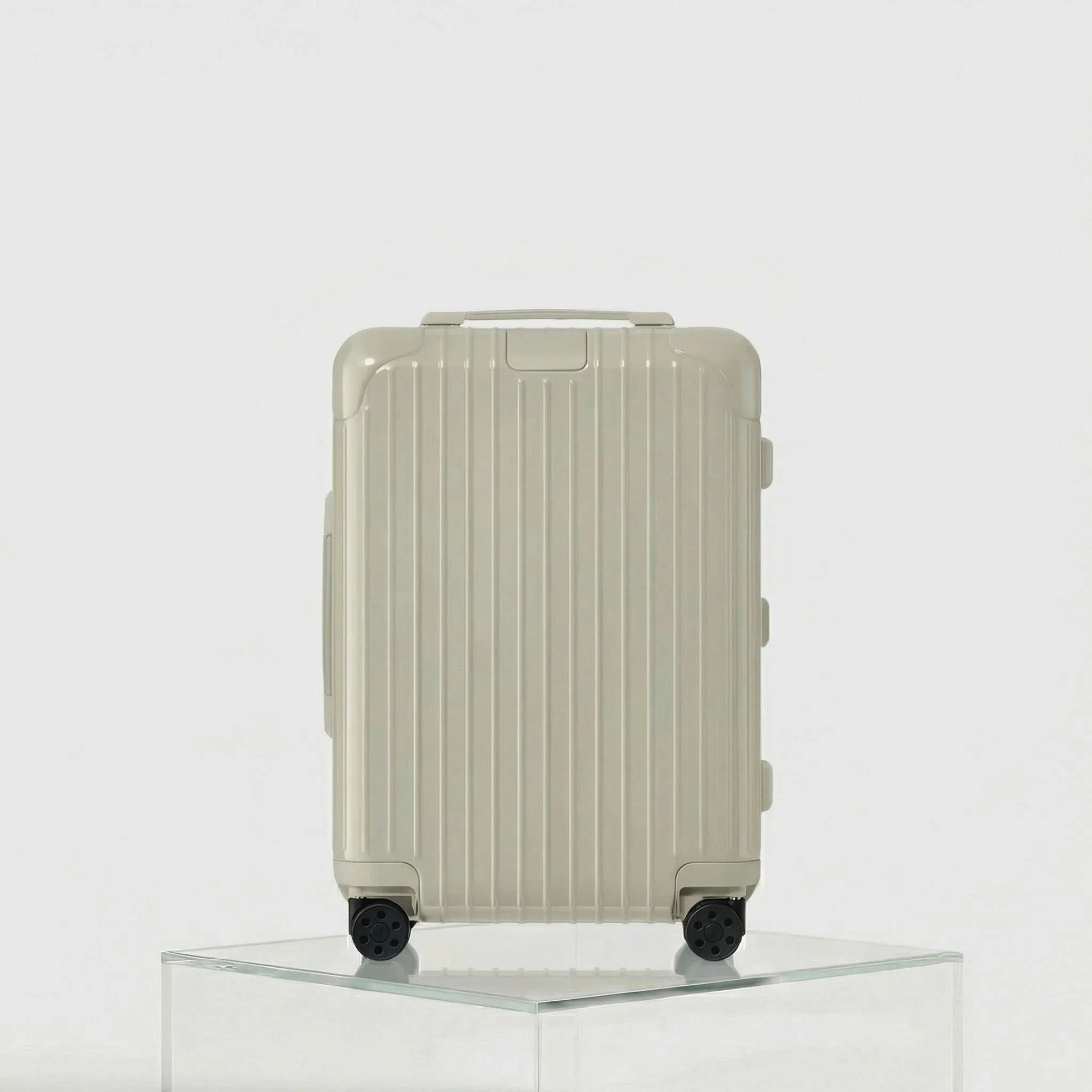 Cabin Essential - Image 14