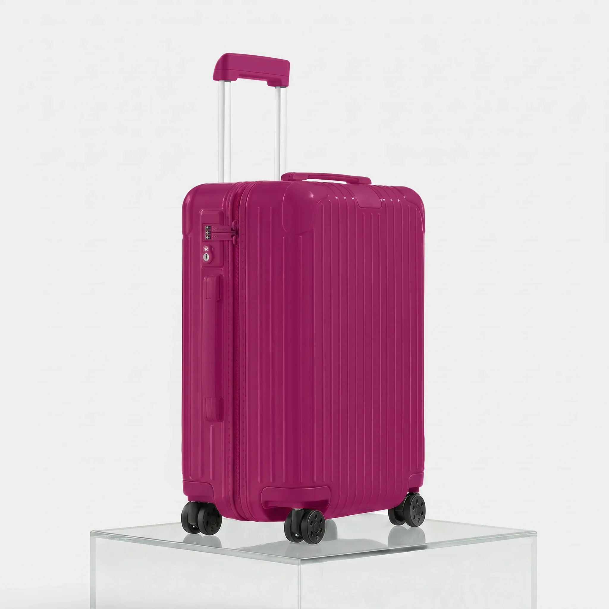 Essential Cabin - Image 4