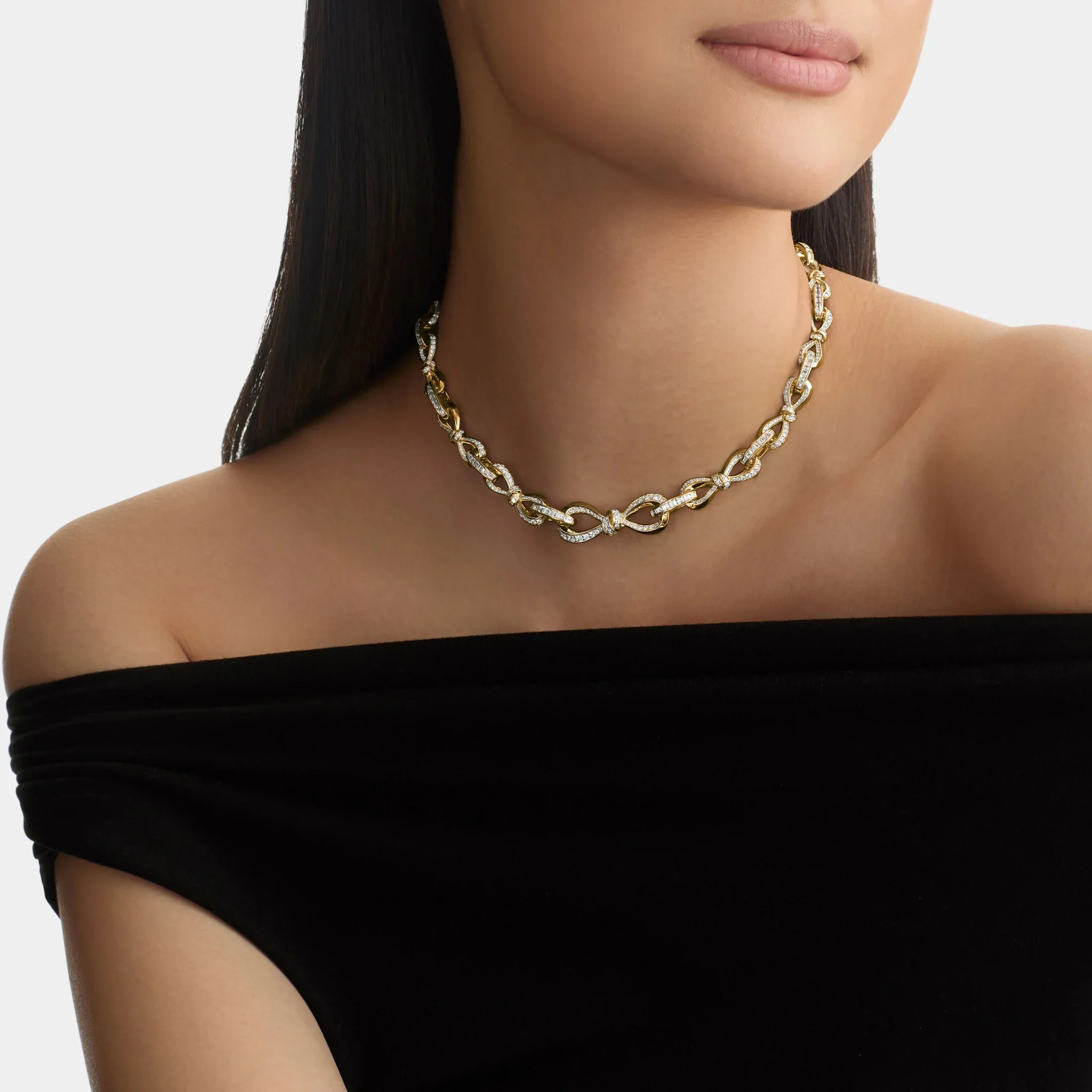 Tildas Bow Diamond Link Necklace Yellow Gold - Image 2